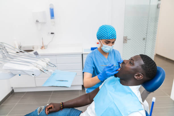 Best Broken or Cracked Tooth Emergency Dentist in Castle Hills, TX